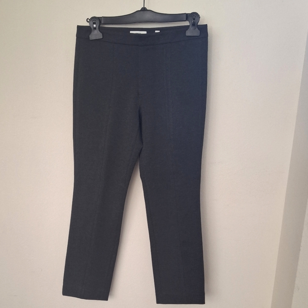 VINCE Stretch Tapered Crop Leg Charcoal Grey Pants - Size 10
